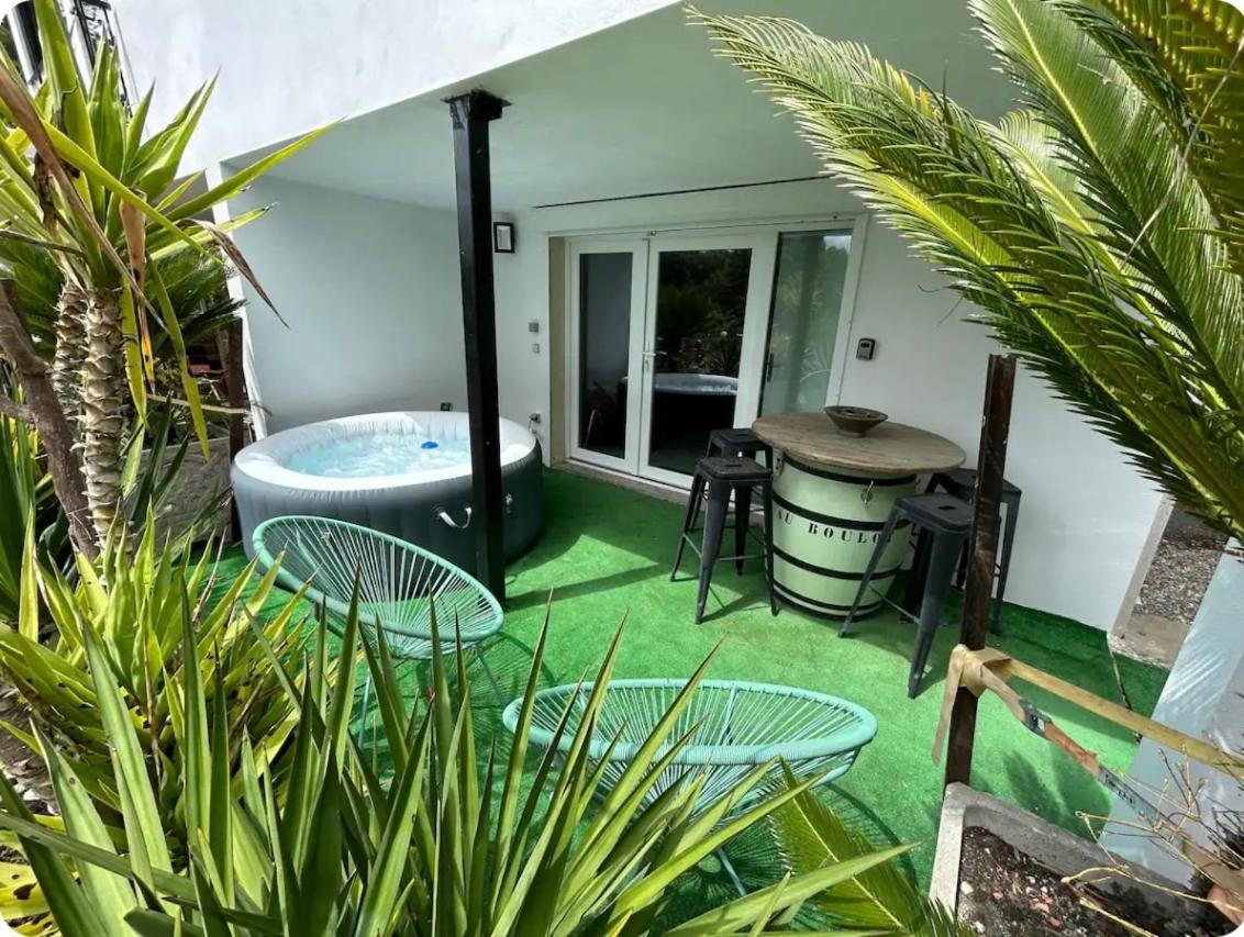 Appart-One Terrasse Jacuzzi Parking 卡尔卡松 外观 照片